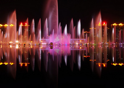 河南音樂(lè)噴泉：亞洲最大音樂(lè)噴泉